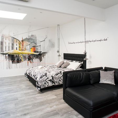 La Viscontea Apartment Lecco Bagian luar foto